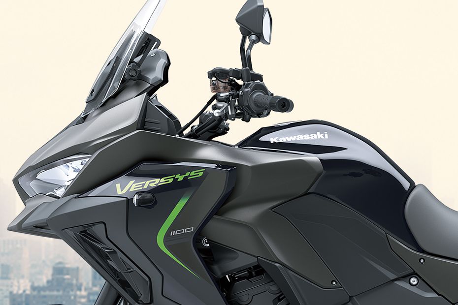 Fuel tank of Versys 1100