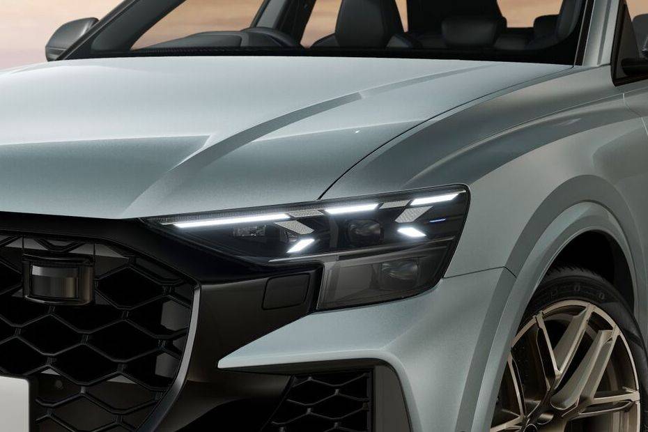 Headlamp Image of RS Q8