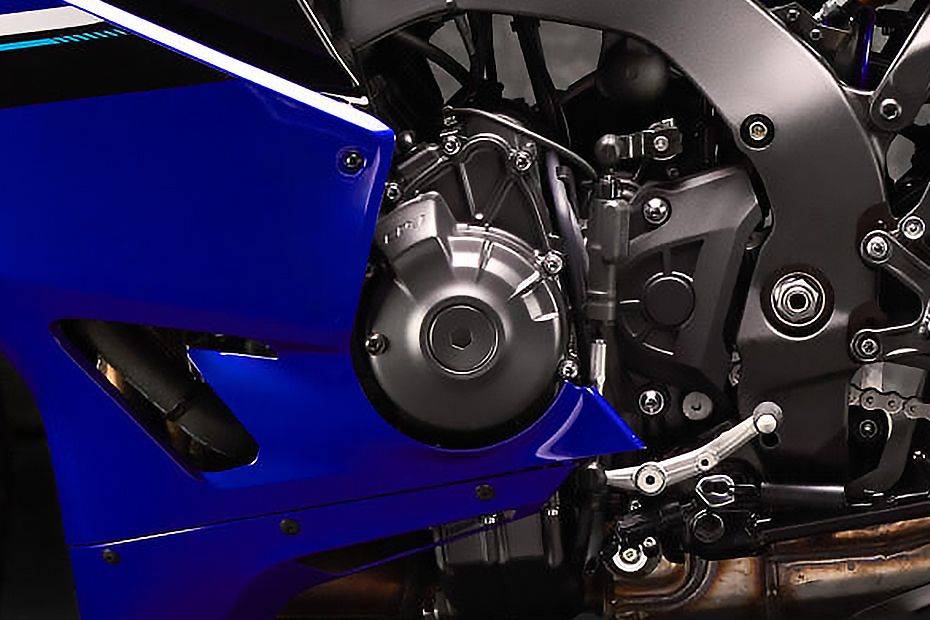 Engine of YZF-R9