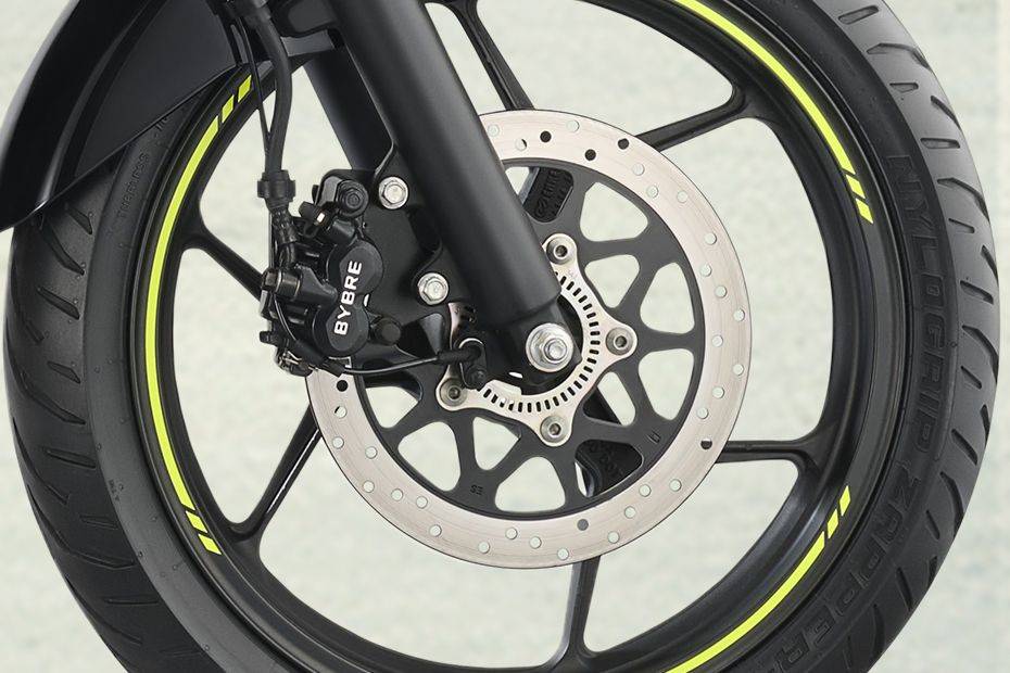 Front Brake View of Gixxer