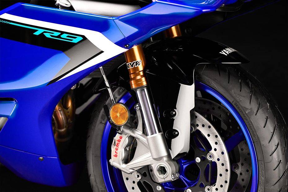 Front Suspension View of YZF-R9