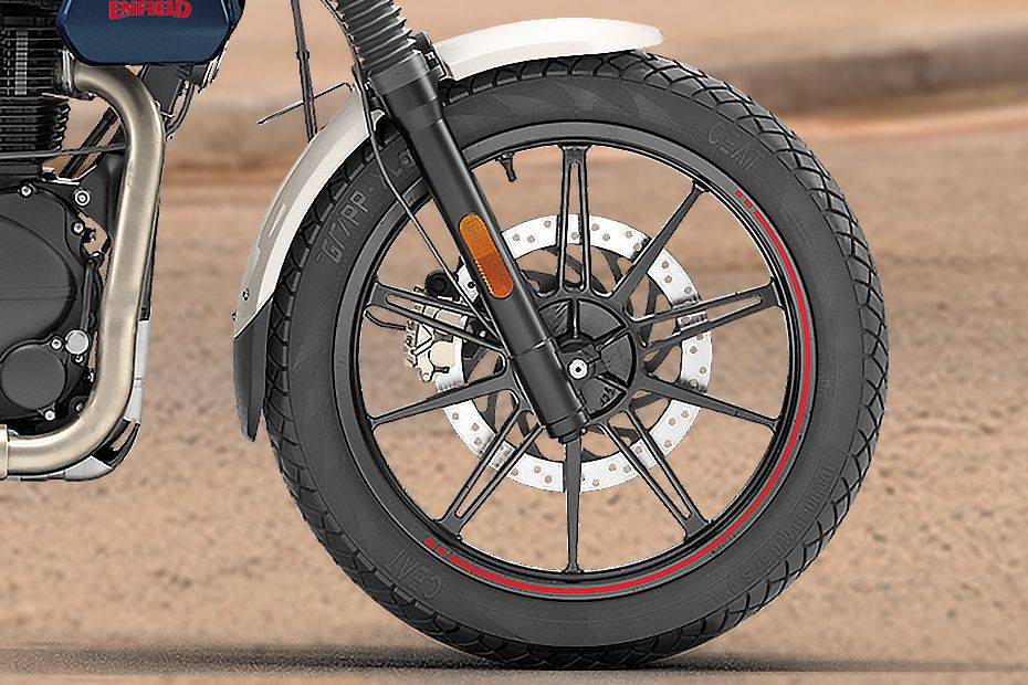 Front Tyre View of Scram 440