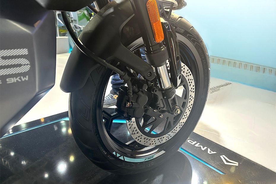 Front Tyre View of Xyber