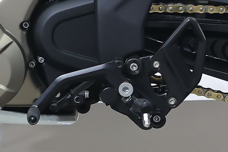 Gear Lever View of RTSx