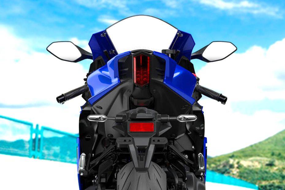 Handle Bar View of YZF-R9