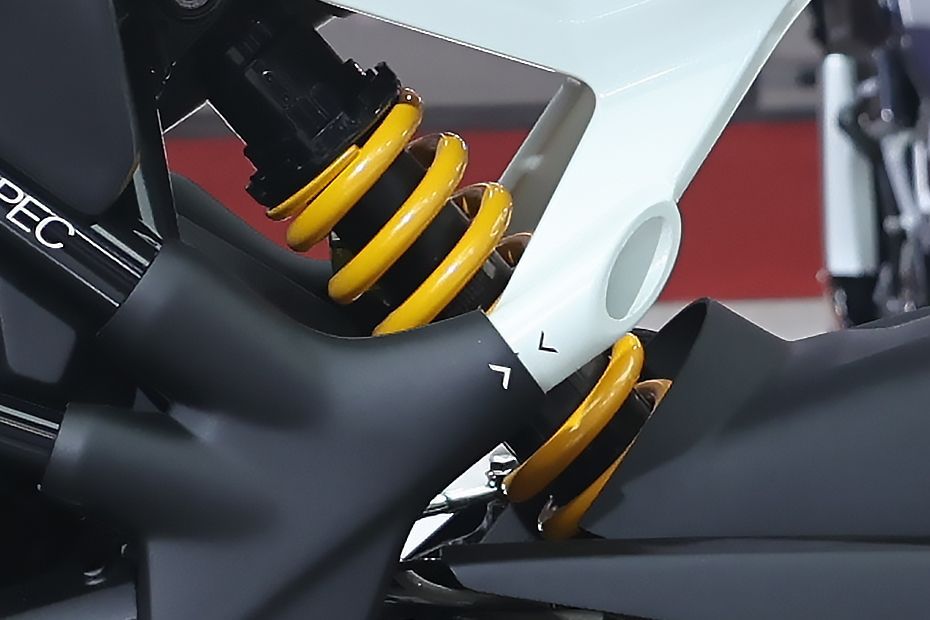 Rear Suspension View of RTSx