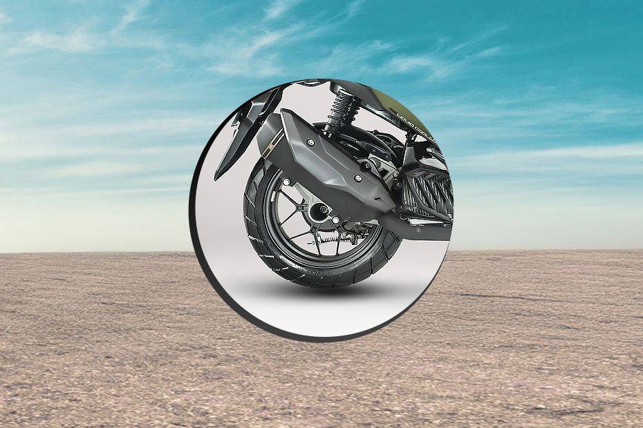 Rear Tyre View of Xoom 160