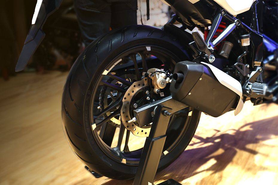 Rear Tyre View of Karizma XMR 250