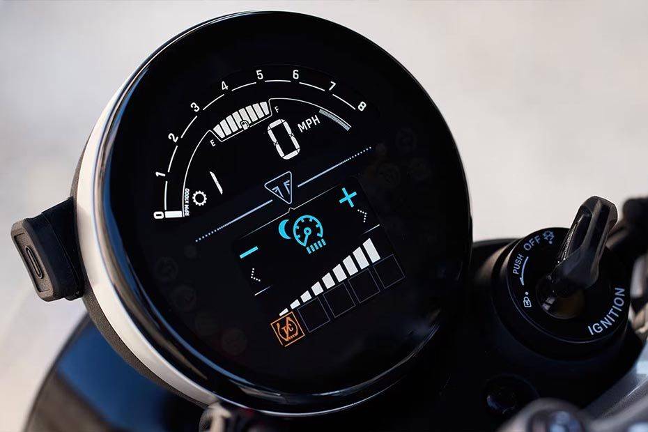 Speedometer of Speed Twin 1200