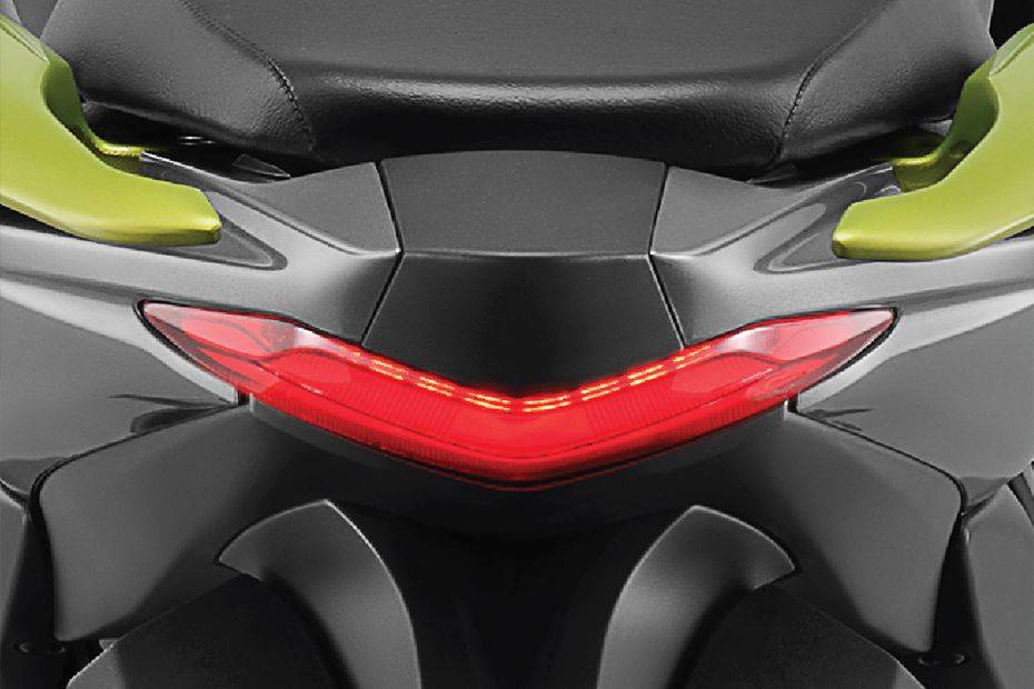 Tail Light of Gixxer