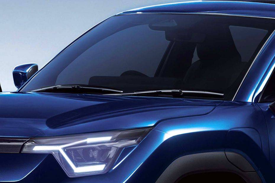 Wiper with full windshield Image of e Vitara