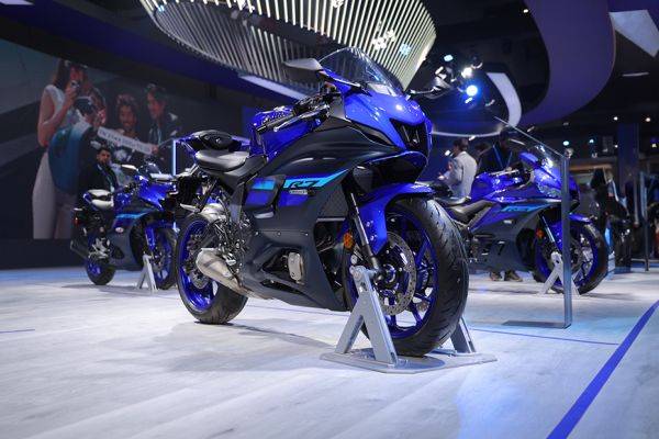 Photo of Yamaha R7