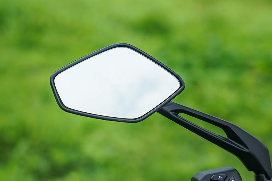 Back View Mirror of Pulsar NS400Z