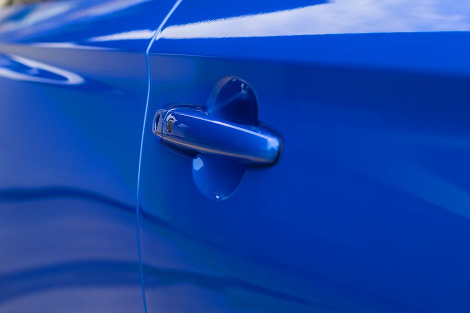 Door handles Image of Swift