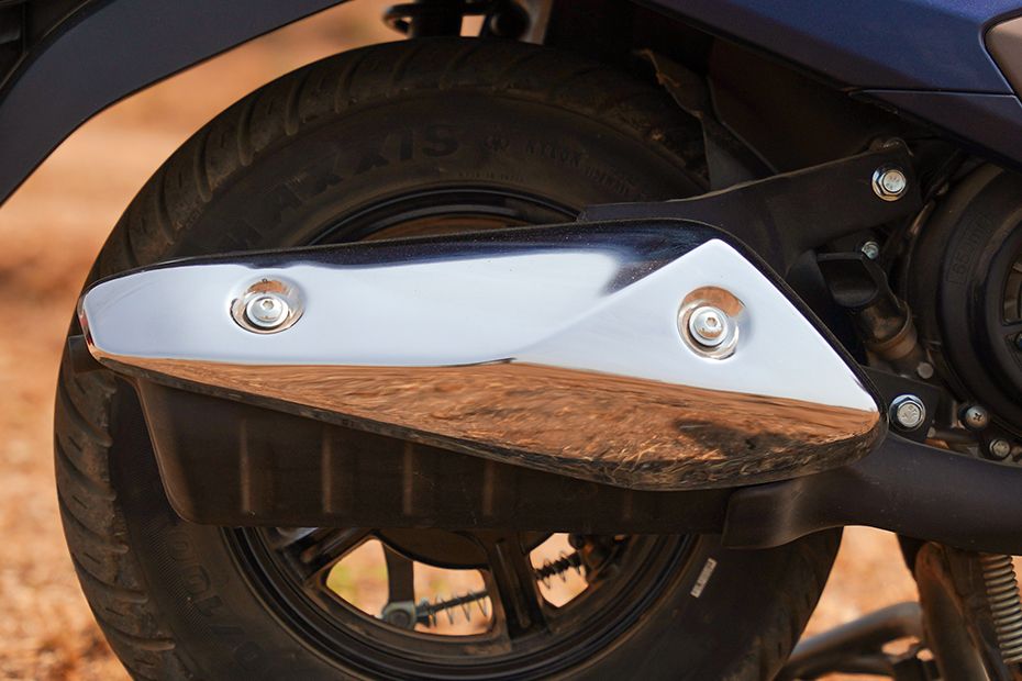 Exhaust View of Access 125