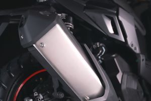 Exhaust View of Mobster 180