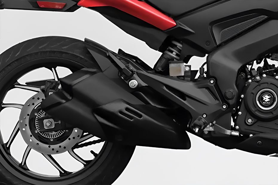 Exhaust View of Dominar 400