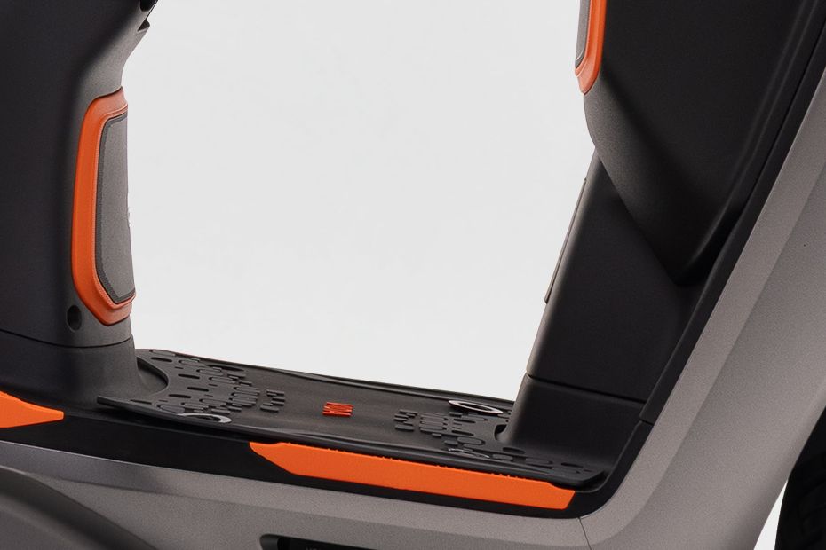 Foot Space View of VX2
