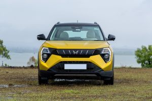 Front Image of XUV 3XO