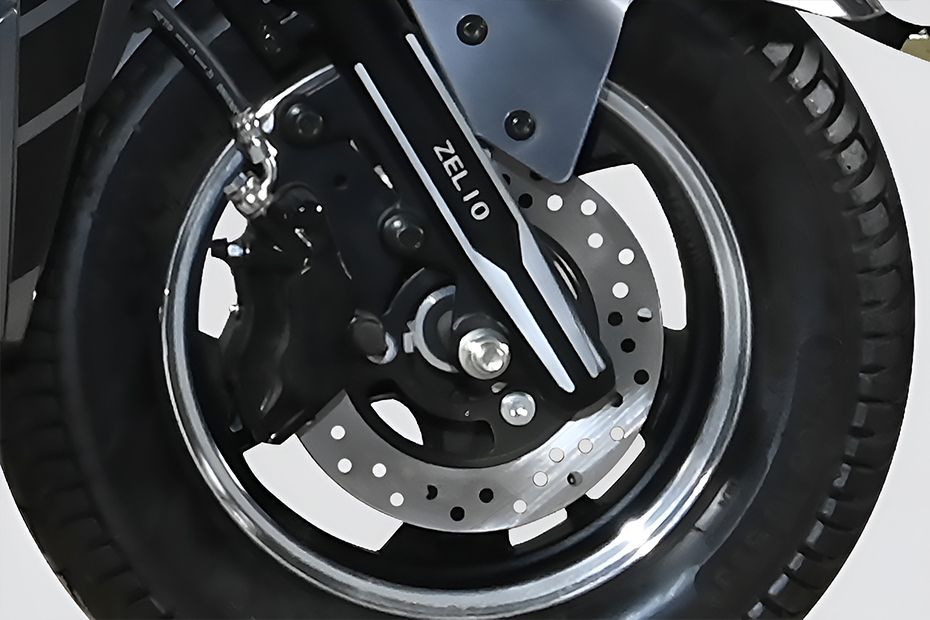 Front Brake View of Gracy+