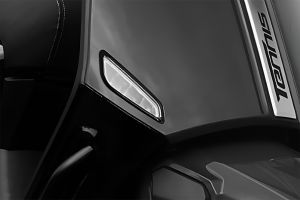 Front Indicator View of Tennis 1500