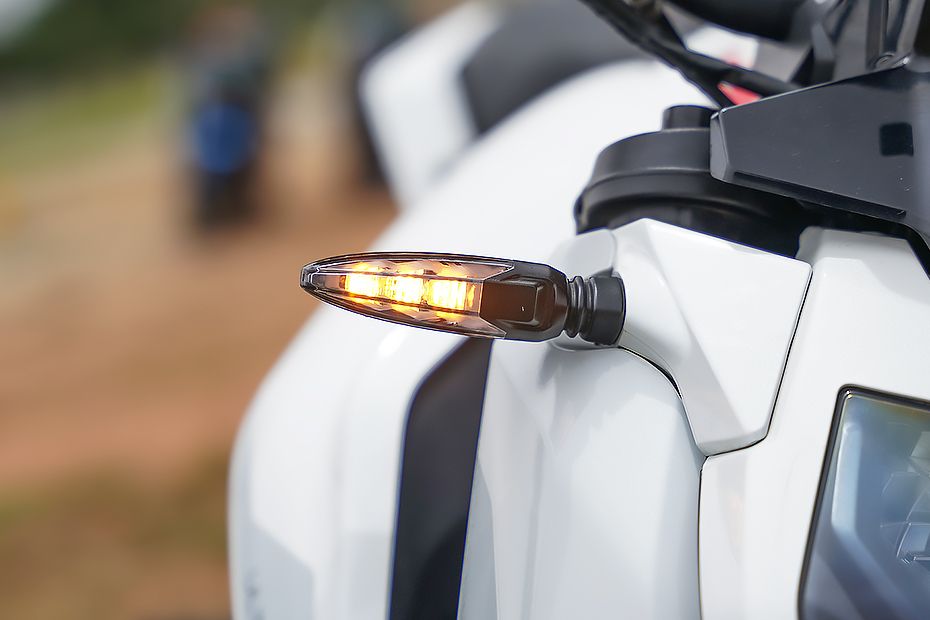 Front Indicator View of F77 SuperStreet