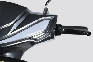 Front Indicator View of Gracy+