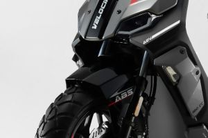 Front Mudguard & Suspension of Mobster 180
