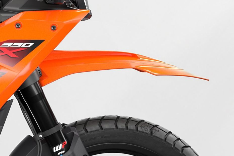 Front Mudguard & Suspension of 390 Adventure X