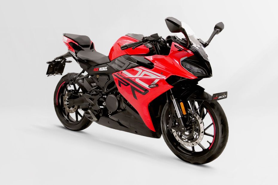 Front Right View of RR 300