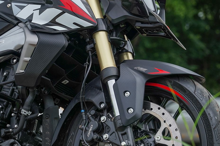 Front Suspension View of Pulsar NS400Z