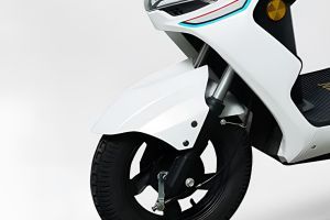 Front Suspension View of E-Zap Dx