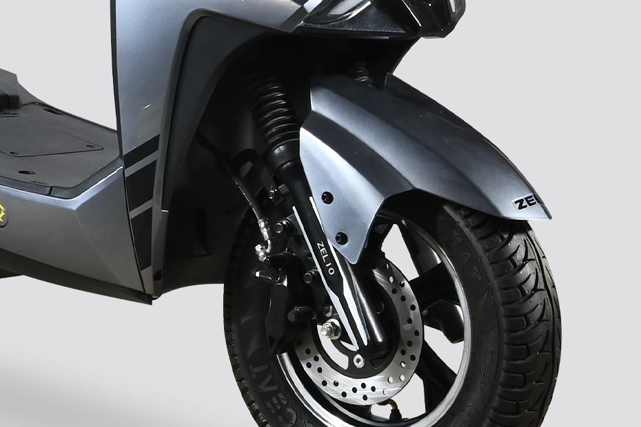 Front Suspension View of Gracy+