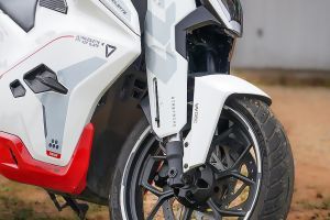 Front Suspension View of F77 SuperStreet