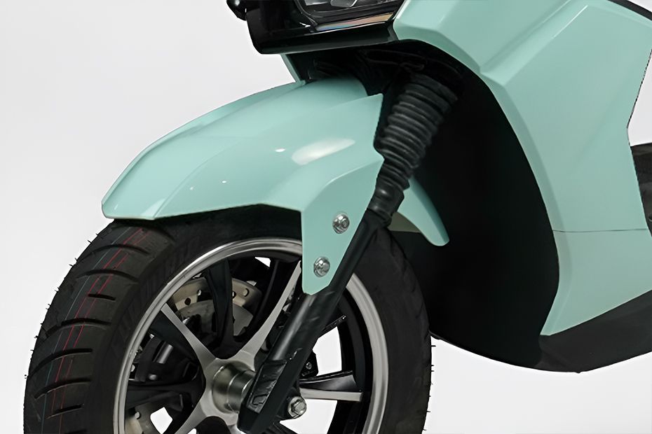 Front Suspension View of Racer Neo