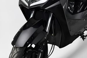 Front Suspension View of E-Trust 900