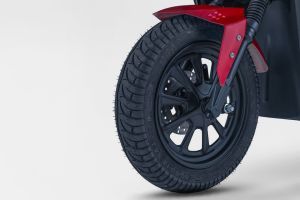 Front Tyre View of ZYRO