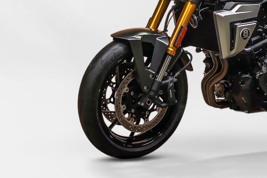 Front Tyre View of GSX-8T