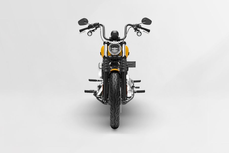 Front View of Street Bob