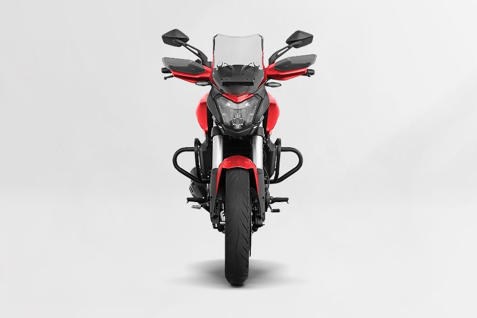 Front View of Dominar 400