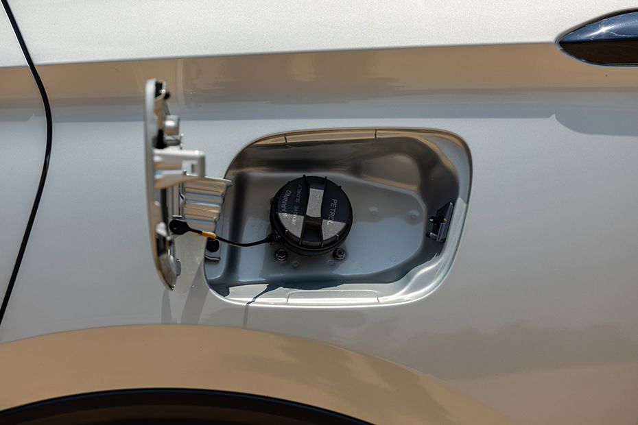 Fuel cap Image of Carens Clavis