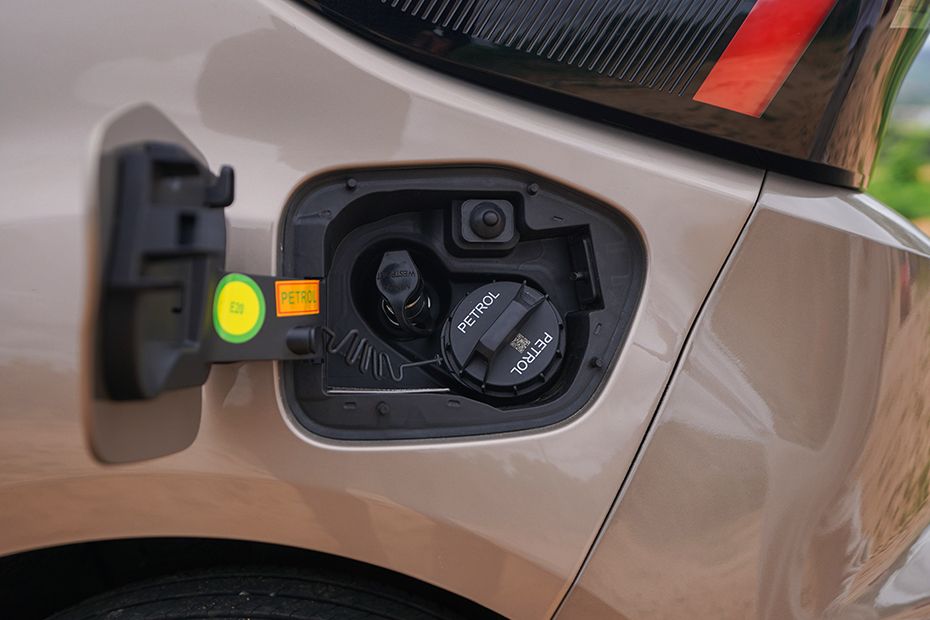 Fuel cap Image of Altroz