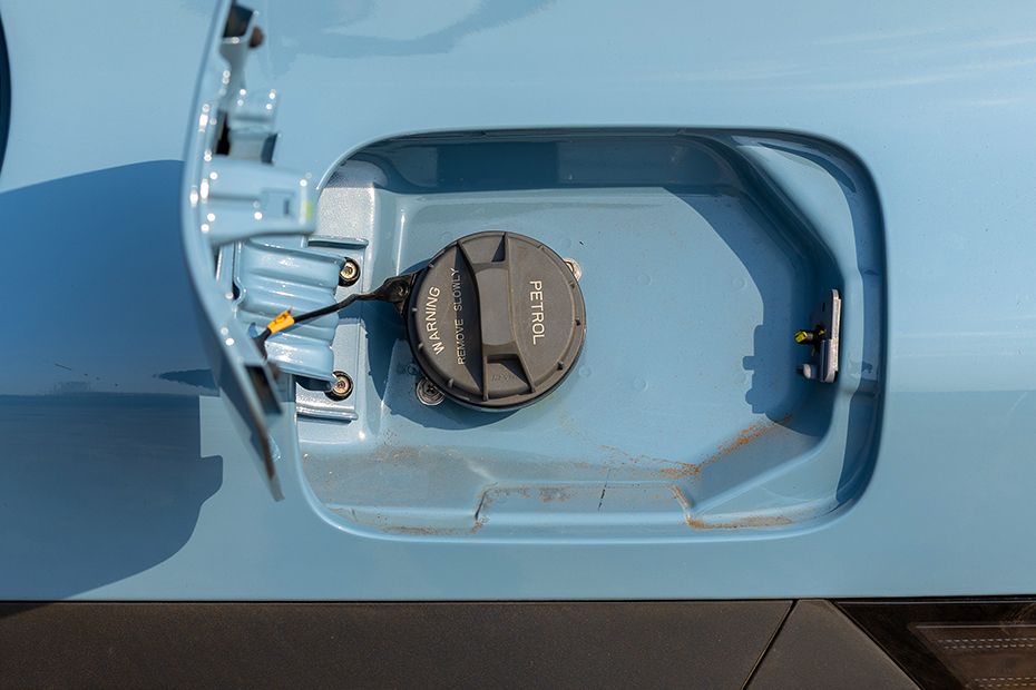 Fuel cap Image of Syros