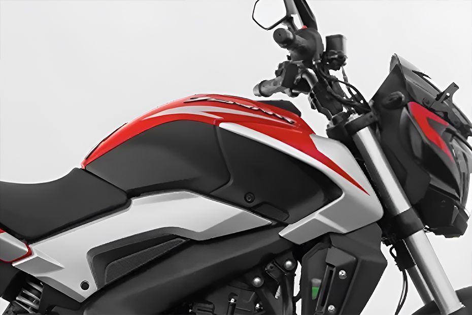 Fuel tank of Dominar 250