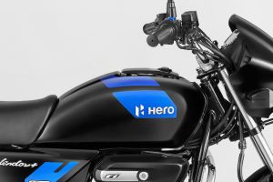 Fuel tank of Splendor Plus XTEC