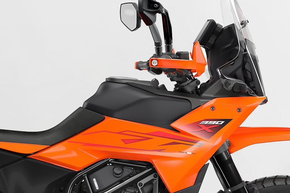 Fuel tank of 390 Adventure X