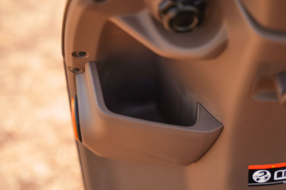 Glove Box of Access 125