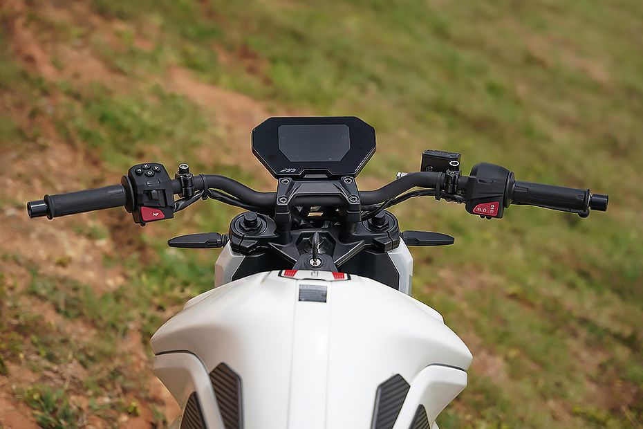 Handle Bar View of F77 SuperStreet