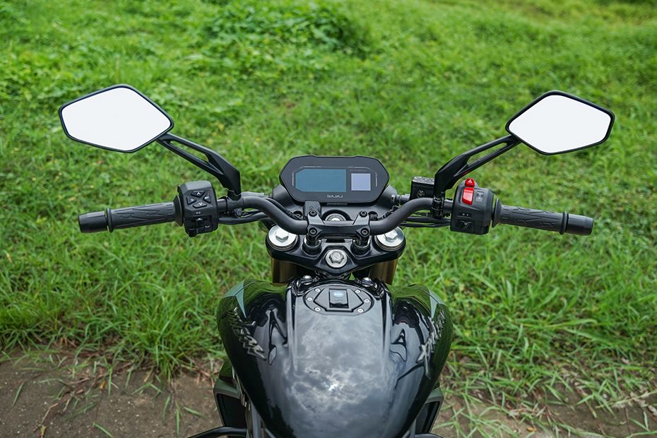 Handle Bar View of Pulsar NS400Z
