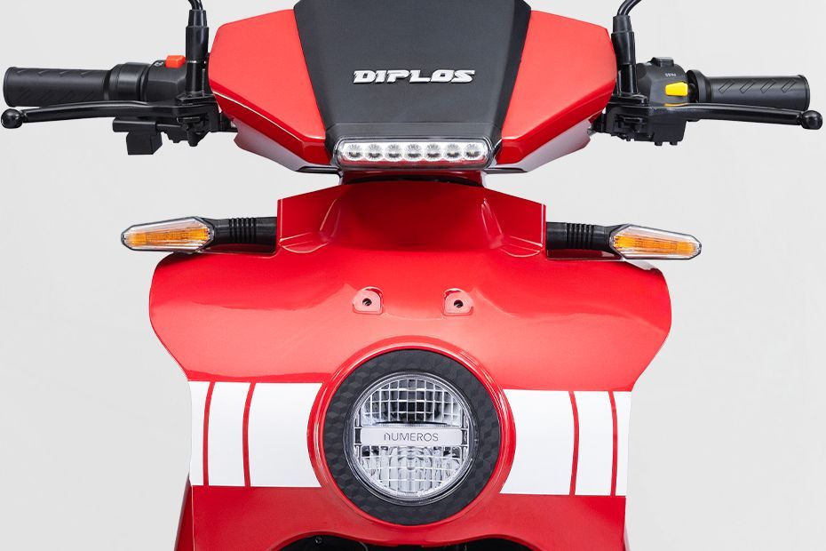 Head Light of Diplos Max